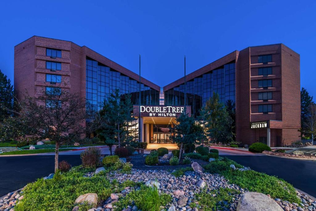 DoubleTree by Hilton Denver - Aurora, Denver, CO
